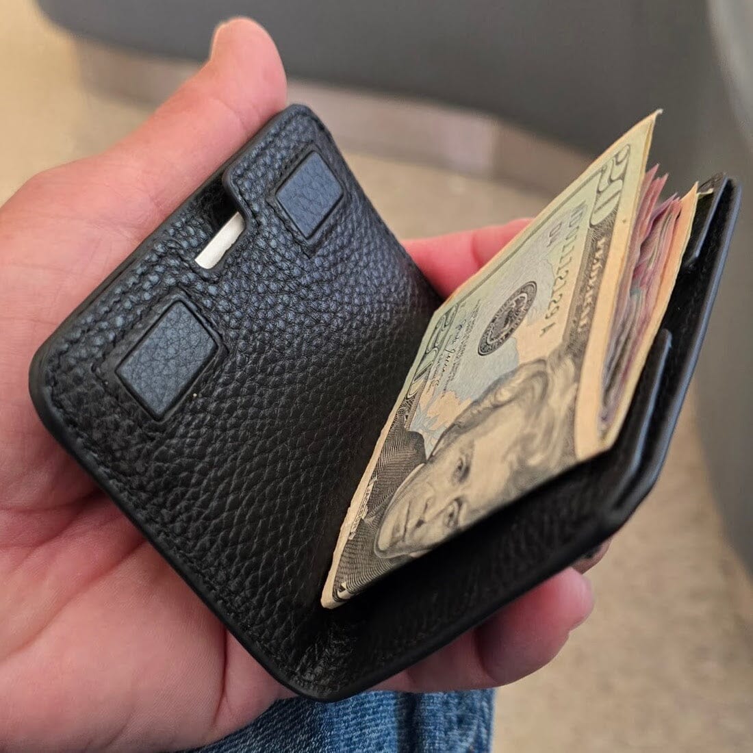 Minimalist Front Pocket Wallet - Swag Credit Card Holder WALLETERAS SWAG SNAP BLK 