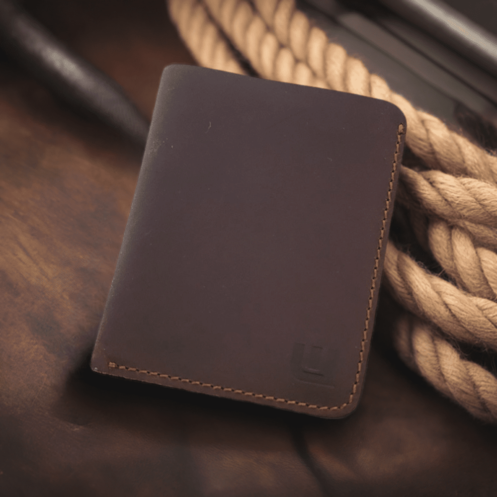Bifold Vintage Wallet in Crazy Horse Leather - Dark Brown Bifold Vintage Wallet in Crazy Horse Leather - Dark Brown